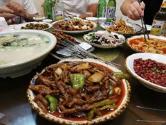 -六福烧烤酒馆(秦隆步行街店)