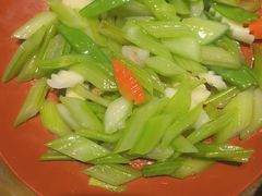 -八大碗·地道东北菜(白塔堡店)