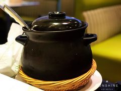 番茄玉米煲龙骨-汤城小厨•粤菜•靓汤(西直门凯德MALL店)