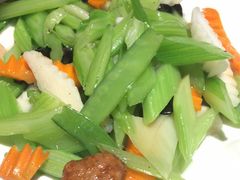 -八大碗·地道东北菜(东陵西路店)