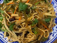 -九妹农家大铁锅东北菜(江湾店)
