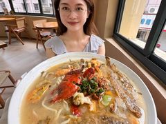 -面道赞宁海海鲜面(迎凤街店)