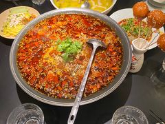 -麻六记(凤凰汇店)