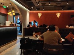 大堂-丝路金桃·新疆菜(徐汇店)