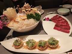 -左庭右院鲜牛肉火锅黑金店(陆家嘴中心店)