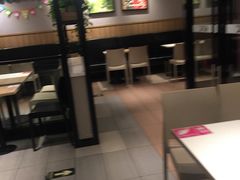 大堂-肯德基(亦庄上海沙龙店)