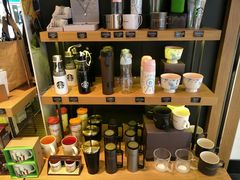 -星巴克(广州中华广场B1层店)