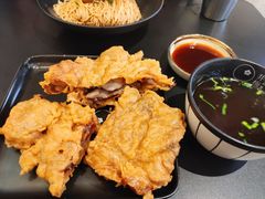 脆皮鸡腿-贡梅老面馆·蟹粉面·无锡特色小吃(南长街主推店)