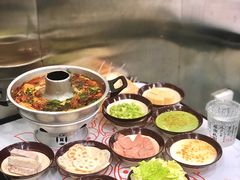 -碰湘地·鲜切牛肉麻辣烫(新世纪家园店)