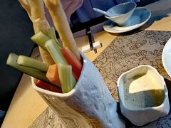 -穹六人间 people 6(岳阳路店)