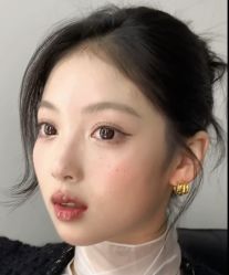 -明天见·化妆造型工作室