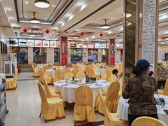-口衣记鸡饭店