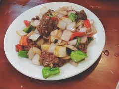 -余杨鸭鸭餐厅