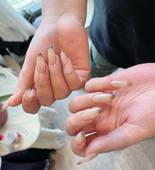 -HUII NAIL绘京美甲美睫会馆