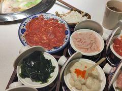 -老房老舍重庆火锅(假日城市店)