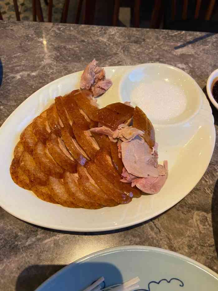 花悦庭·果木烤鸭(长泰广场店)-"名字 起的 很不错 听上去 就很想去