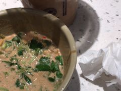 -三人行骨头王火锅(长寿店)
