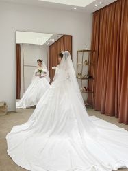 -派丽莫Pellimo原创设计婚纱品牌