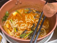 -云海肴·汽锅鸡·云南菜(天山百盛优客店)