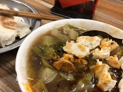 -老字号贾家肉丸糊辣汤(光明巷店)