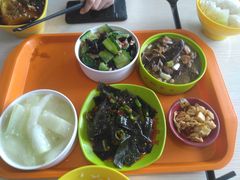 -六和餐饮(东城根店)