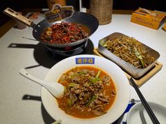 -老萍巷莲花血鸭·萍乡地标江西菜(步行街店)