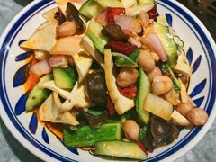 -叁宝烤肉• 西安烧烤(高科新花园店)