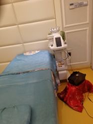 -悦芳庭美肤美体品牌集合店