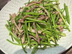 -魁盛居百年鲁菜馆(县西巷店)