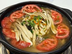 -乡土特色.冷锅鱼.牦牛肉汤锅