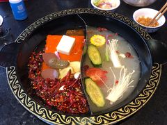 -重庆三峡火锅城(梅林店)