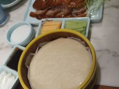 -韵秋荷(宝山龙湖天街店)