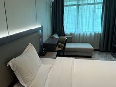 -鹏城丽景酒店(华强北红岭地铁站店)