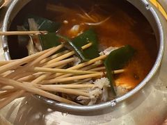 -喝丢一只鞋海鲜烧烤·海肠捞饭(市场店)