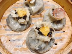 乌米咸蛋黄烧卖-佬泰丰斋· 乌镇茶食餐厅
