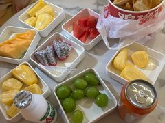 -涨巢·潮玩水疗局