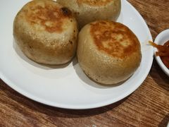 -清真吴记门钉肉饼·喜多利