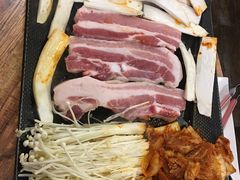 新鲜五花肉套餐-大派屋(桂林路店)