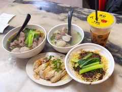 -颂记牛肉粉