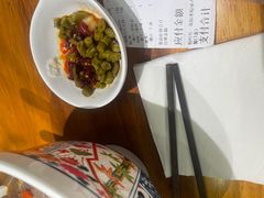 -粉吖吖·邵阳米粉(体育西路店)