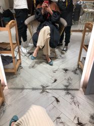 -苏豪路易士·嘉玛发廊