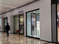 -ZARA(海雅缤纷城宝安店)