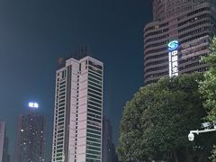 -观音桥步行街