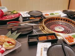 -極屋鮨牛 · 烧肉酒场(时代C馆店)