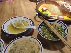 -洱火云南酸菜牛肉火锅(石景山当代商城店)