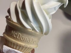 圆筒冰淇淋-麦当劳(新新大道岗丰店)