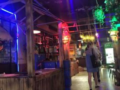 -炭火功夫烤鱼·小龙虾音乐餐吧(新风街店)