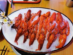 -虾弄弄海派小龙虾·牛羊蝎子火锅