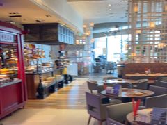 -松咖啡自助餐厅·松北香格里拉