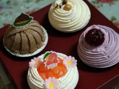 -红宝石·鲜奶小方·海派西点房(金杨店)